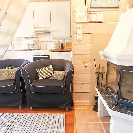 Himoslupiini 2 - 8hloe, Himoslaakso Ski-inout